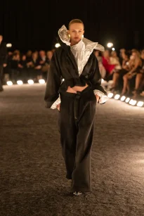 00018-schiaparelli-spring-2026-ready-to-wear-credit-brand