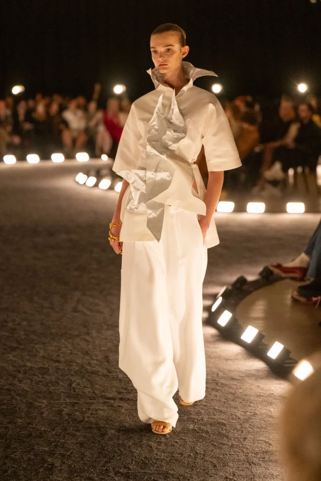 00019-schiaparelli-spring-2026-ready-to-wear-credit-brand