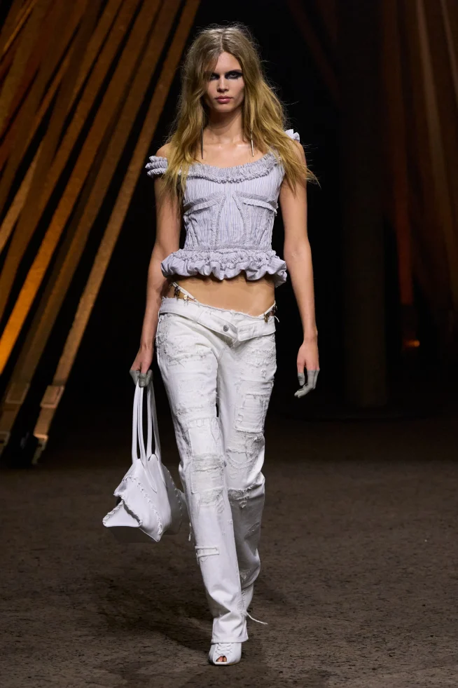 00020-mcqueen-spring-2026-ready-to-wear-credit-gorunway