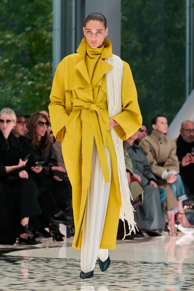 00021-alaia-spring-2026-ready-to-wear-credit-brand