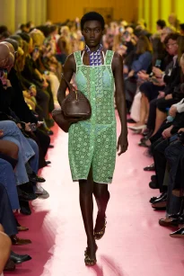 00021-miu-miu-spring-2026-ready-to-wear-credit-gorunway