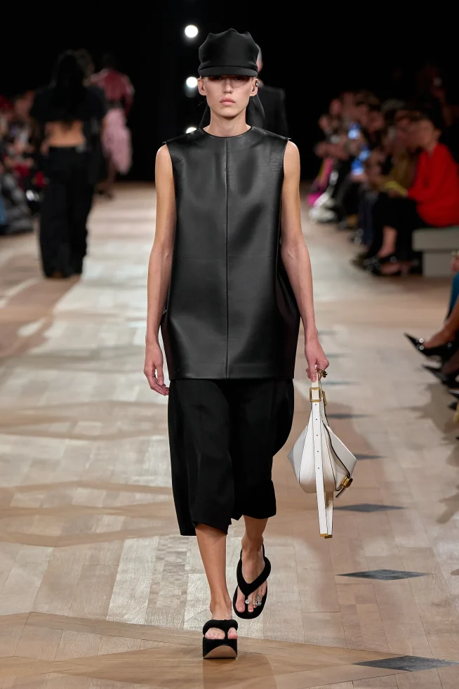 00022-balenciaga-spring-2026-ready-to-wear-credit-gorunway