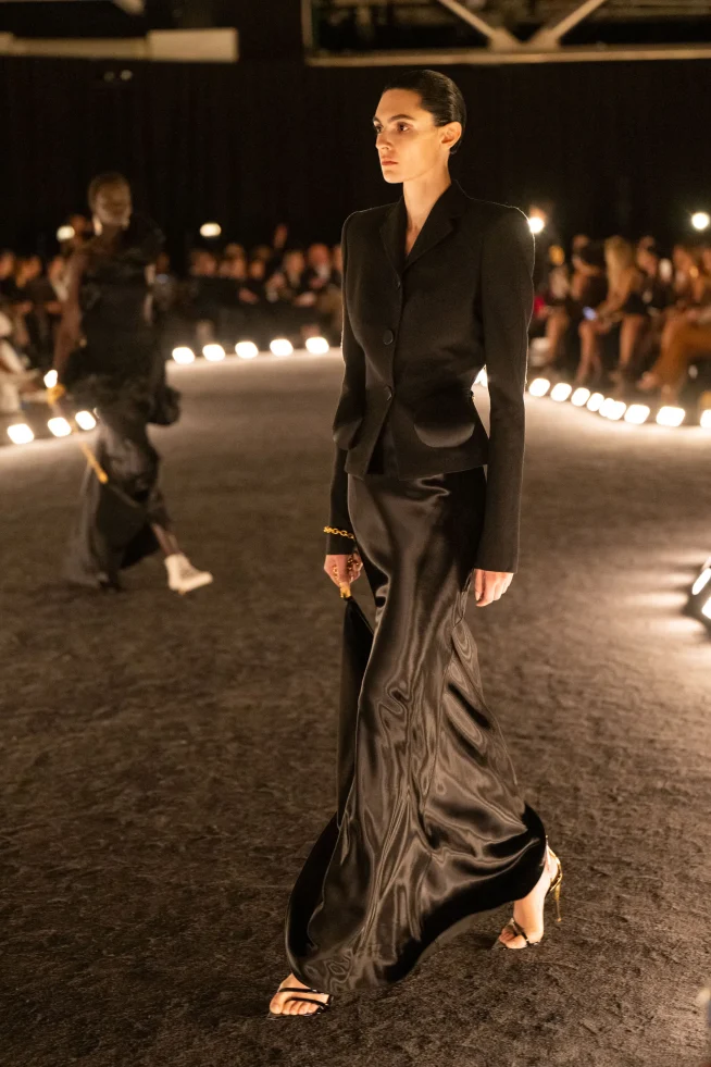 00022-schiaparelli-spring-2026-ready-to-wear-credit-brand