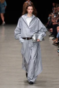 00022-stella-mccartney-spring-2026-ready-to-wear-credit-gorunway