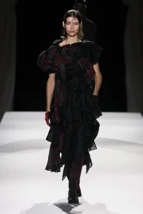 00022-yohji-yamamoto-spring-2026-ready-to-wear-credit-gorunway