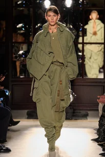 00023-balmain-spring-2026-ready-to-wear-credit-gorunway