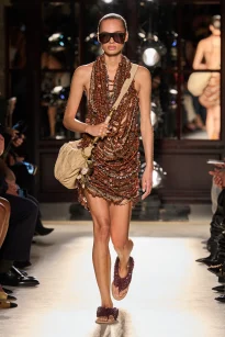 00024-balmain-spring-2026-ready-to-wear-credit-gorunway
