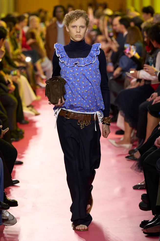 00025-miu-miu-spring-2026-ready-to-wear-credit-gorunway