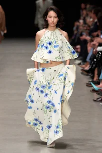 00025-stella-mccartney-spring-2026-ready-to-wear-credit-gorunway