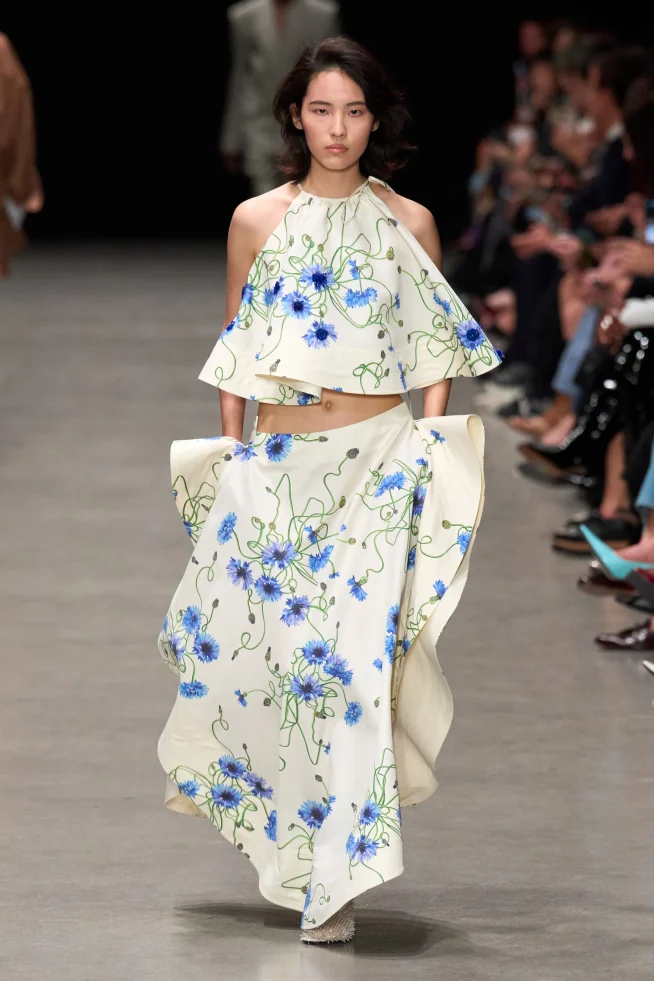 00025-stella-mccartney-spring-2026-ready-to-wear-credit-gorunway