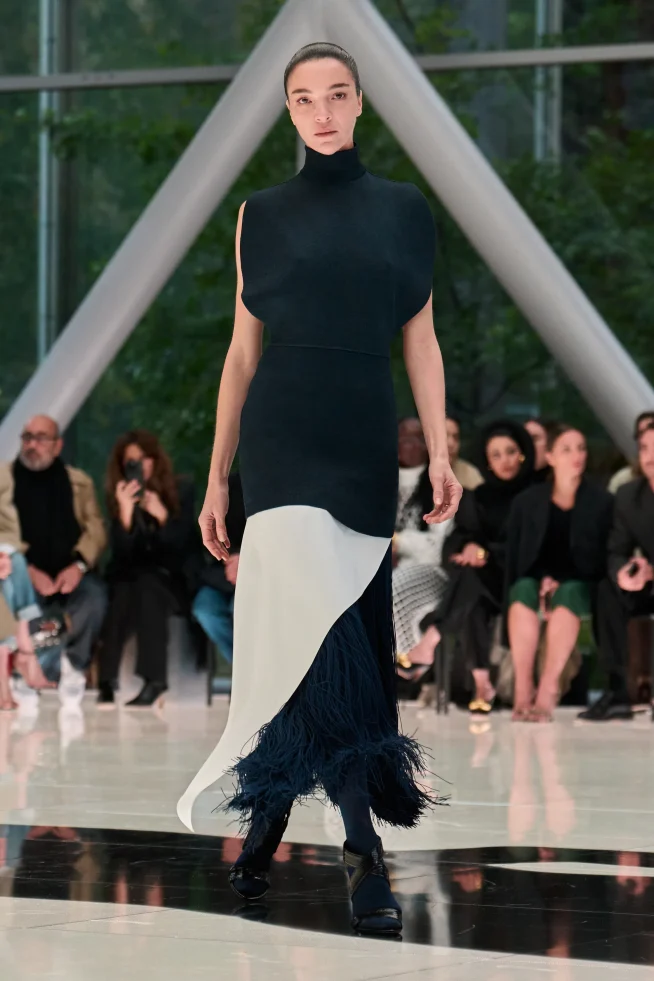 00026-alaia-spring-2026-ready-to-wear-credit-brand