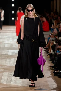00028-balenciaga-spring-2026-ready-to-wear-credit-gorunway