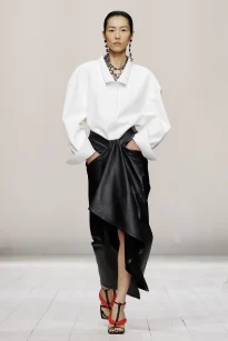 00028-givenchy-spring-2026-ready-to-wear-credit-brand