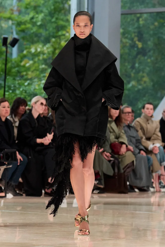 00029-alaia-spring-2026-ready-to-wear-credit-brand