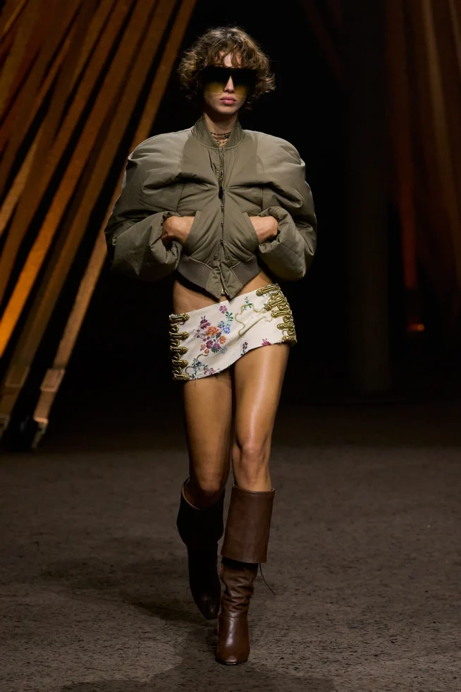 00029-mcqueen-spring-2026-ready-to-wear-credit-gorunway