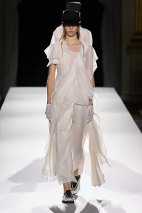 00029-yohji-yamamoto-spring-2026-ready-to-wear-credit-gorunway