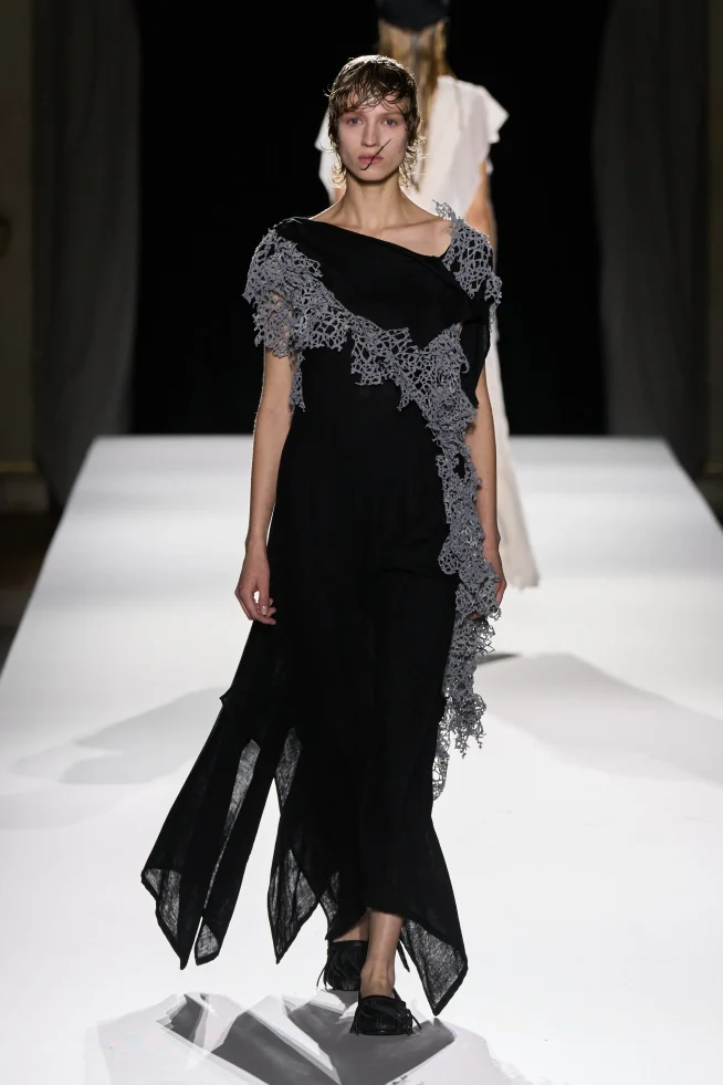 00030-yohji-yamamoto-spring-2026-ready-to-wear-credit-gorunway