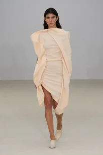 00031-issey-miyake-spring-2026-ready-to-wear-credit-gorunway