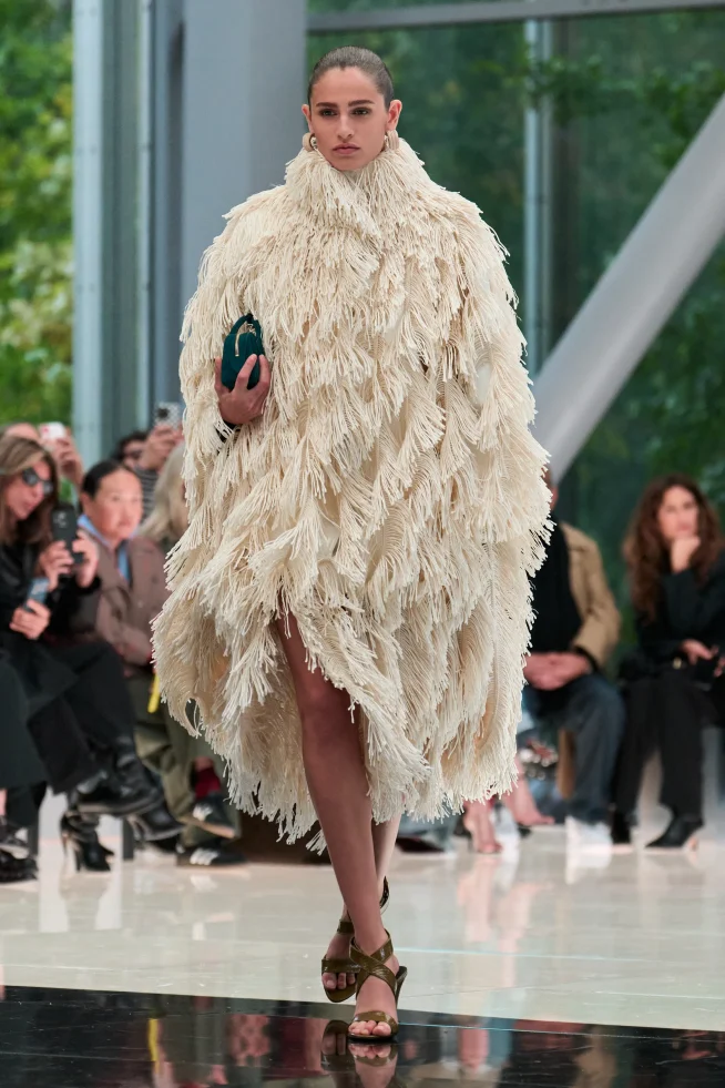 00032-alaia-spring-2026-ready-to-wear-credit-brand