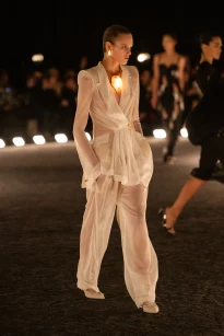 00032-schiaparelli-spring-2026-ready-to-wear-credit-brand