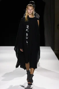 00032-yohji-yamamoto-spring-2026-ready-to-wear-credit-gorunway