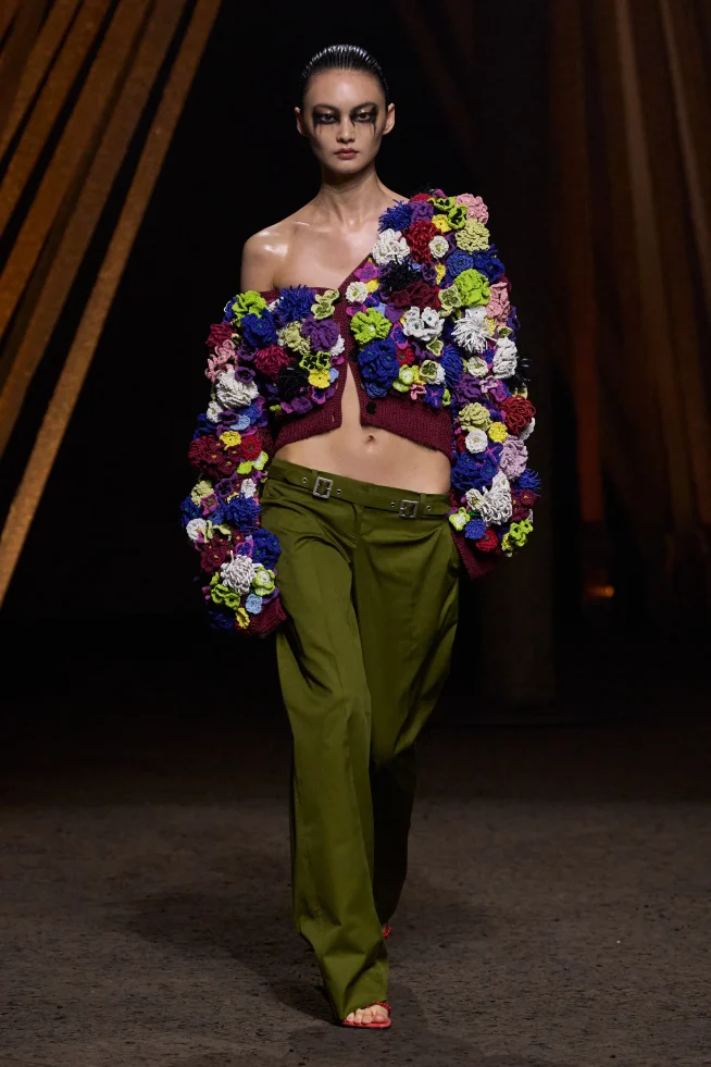 00033-mcqueen-spring-2026-ready-to-wear-credit-gorunway