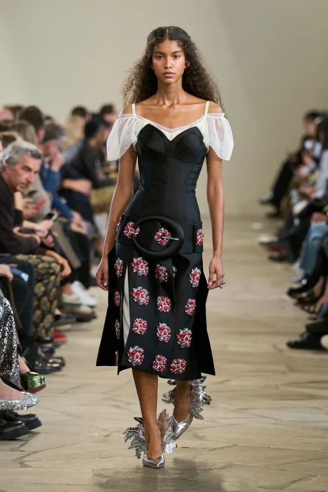 00034-rabanne-spring-2026-ready-to-wear-credit-gorunway