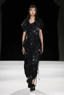 00034-yohji-yamamoto-spring-2026-ready-to-wear-credit-gorunway