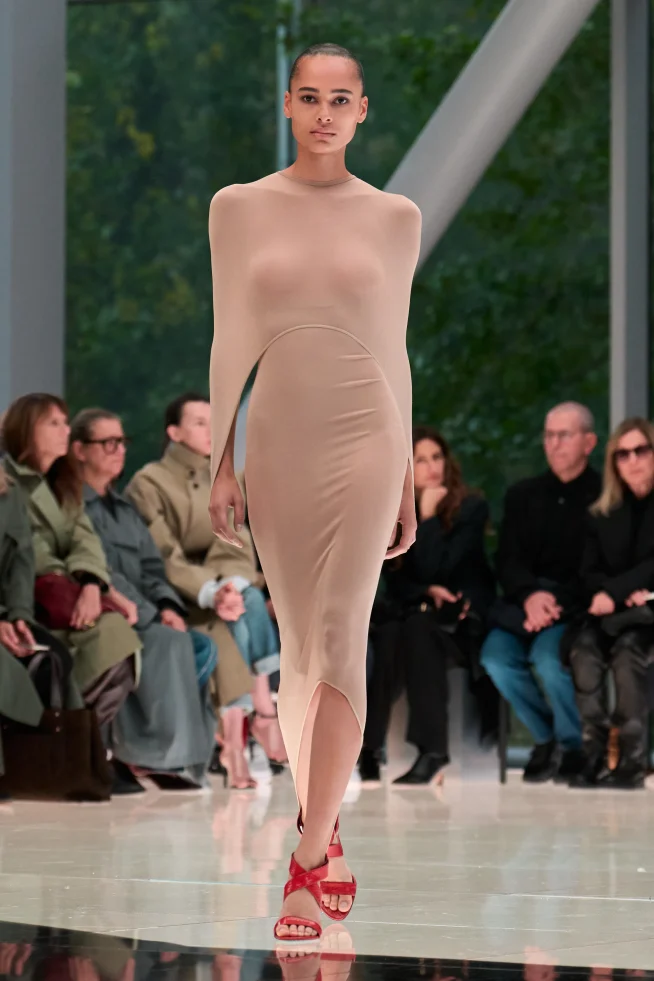 00035-alaia-spring-2026-ready-to-wear-credit-brand