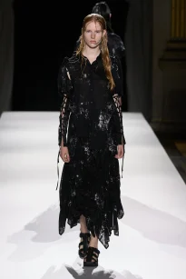 00035-yohji-yamamoto-spring-2026-ready-to-wear-credit-gorunway