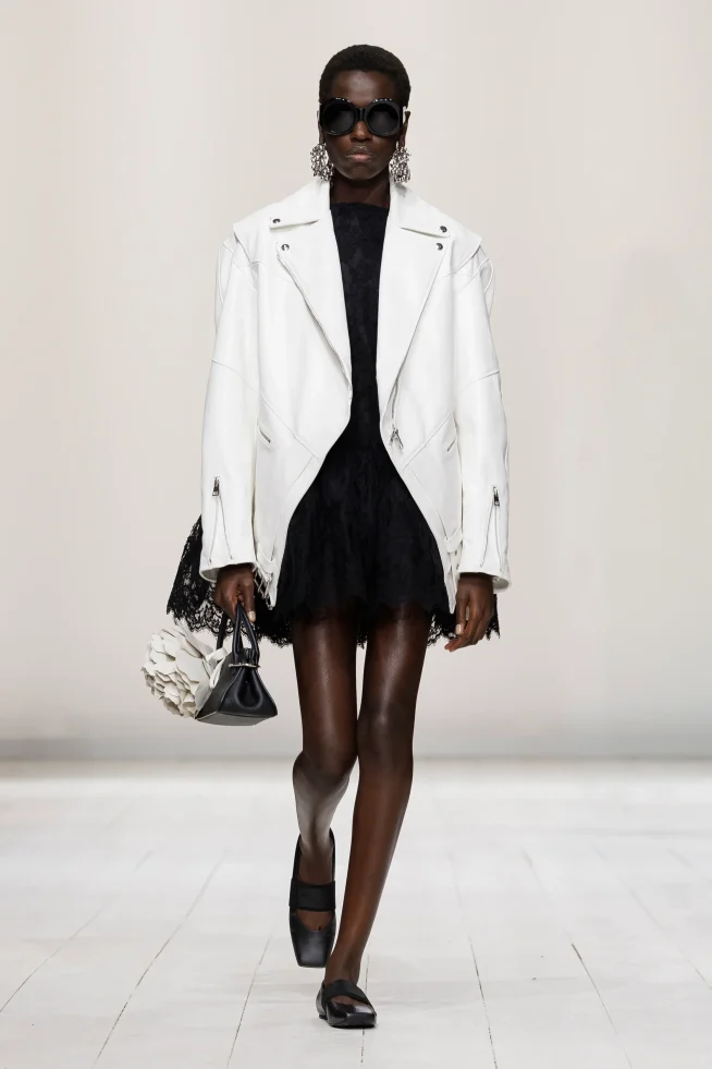 00036-givenchy-spring-2026-ready-to-wear-credit-brand