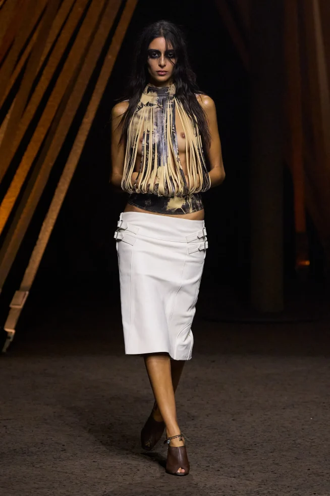 00036-mcqueen-spring-2026-ready-to-wear-credit-gorunway