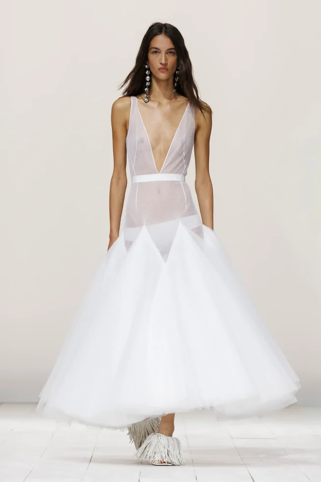 00039-givenchy-spring-2026-ready-to-wear-credit-brand