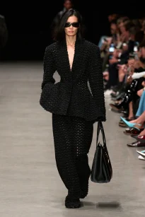 00039-stella-mccartney-spring-2026-ready-to-wear-credit-gorunway