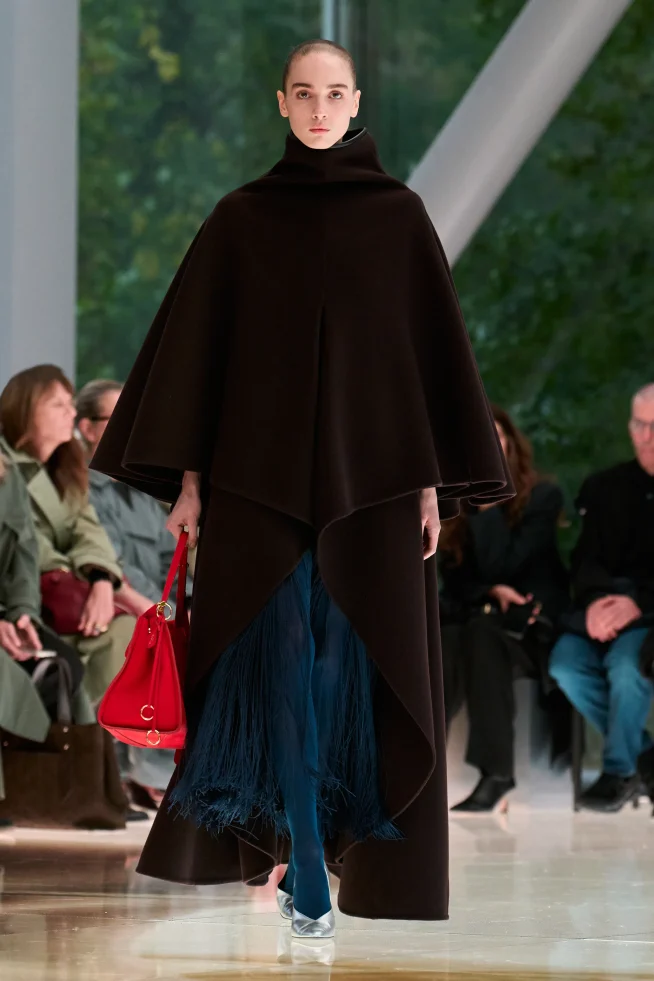 00040-alaia-spring-2026-ready-to-wear-credit-brand