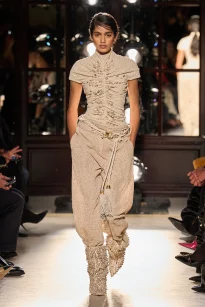 00040-balmain-spring-2026-ready-to-wear-credit-gorunway