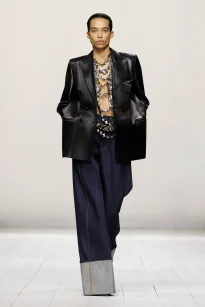 00040-givenchy-spring-2026-ready-to-wear-credit-brand