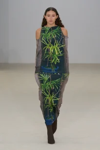 00040-issey-miyake-spring-2026-ready-to-wear-credit-gorunway