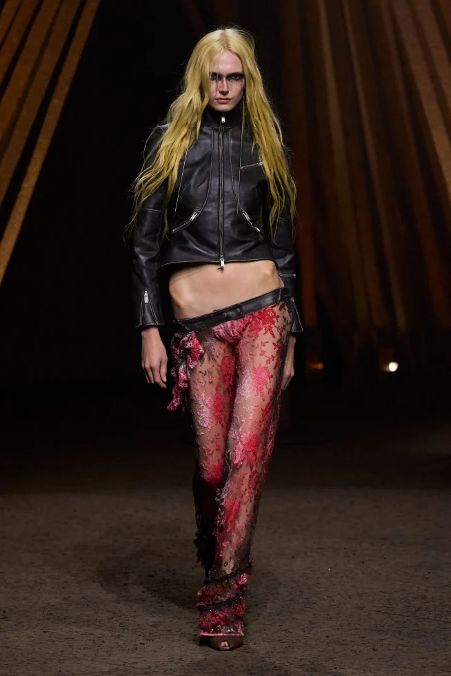 00040-mcqueen-spring-2026-ready-to-wear-credit-gorunway