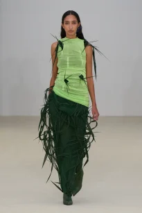00042-issey-miyake-spring-2026-ready-to-wear-credit-gorunway