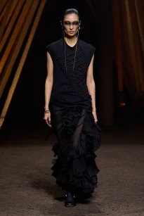 00043-mcqueen-spring-2026-ready-to-wear-credit-gorunway