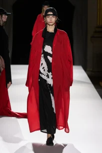 00045-yohji-yamamoto-spring-2026-ready-to-wear-credit-gorunway