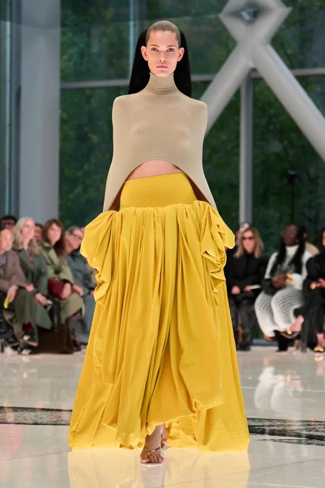 00046-alaia-spring-2026-ready-to-wear-credit-brand