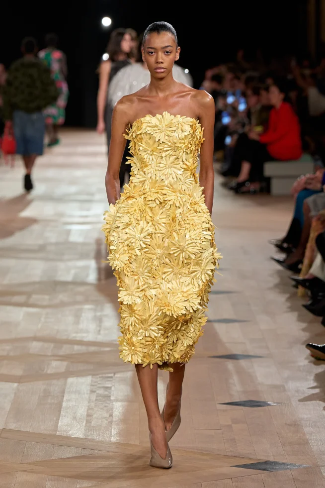 00046-balenciaga-spring-2026-ready-to-wear-credit-gorunway