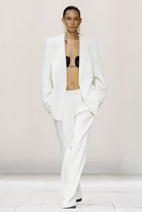00048-givenchy-spring-2026-ready-to-wear-credit-brand
