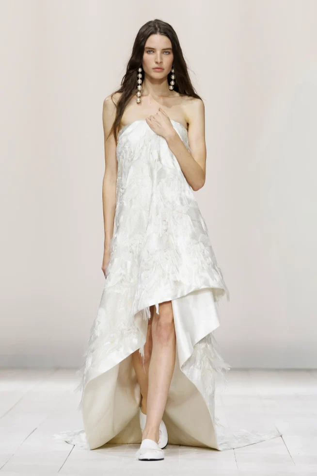 00049-givenchy-spring-2026-ready-to-wear-credit-brand