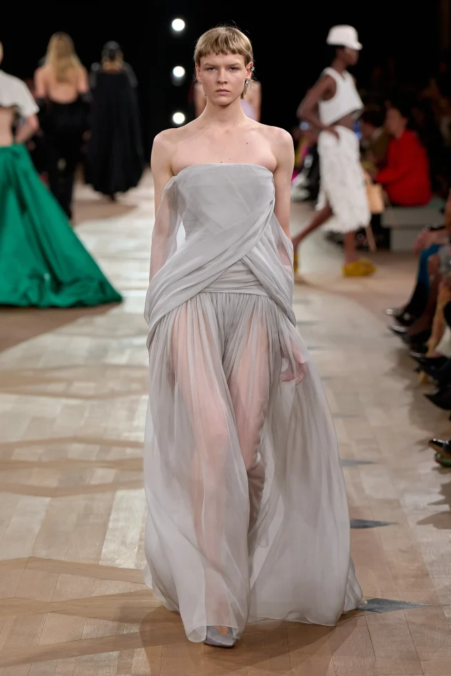 00052-balenciaga-spring-2026-ready-to-wear-credit-gorunway