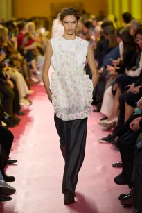 00053-miu-miu-spring-2026-ready-to-wear-credit-gorunway