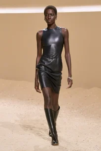00054-hermes-spring-2026-ready-to-wear-credit-gorunway