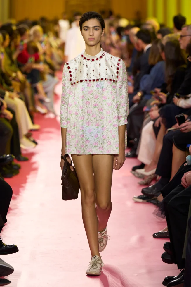 00054-miu-miu-spring-2026-ready-to-wear-credit-gorunway
